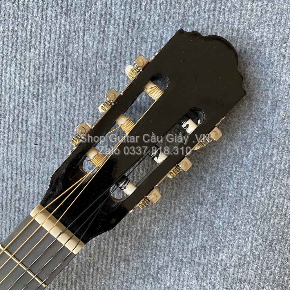 01 05 Dan Guitar Mini Tia Chop Viet DAM150 VN wm