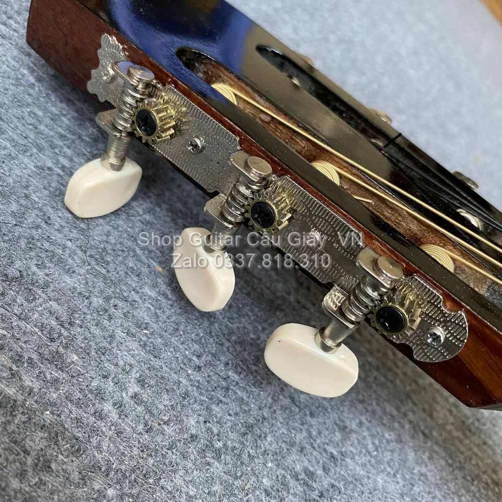 01 11 Dan Guitar Mini Tia Chop Viet DAM150 VN wm