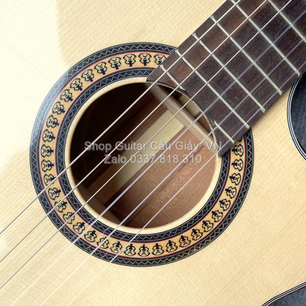 05 03 Dan Guitar Classic Thung Mong Tia Chop Viet C250J VM wm