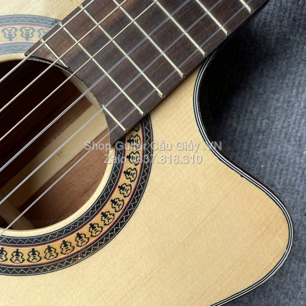05 04 Dan Guitar Classic Thung Mong Tia Chop Viet C250J VM wm