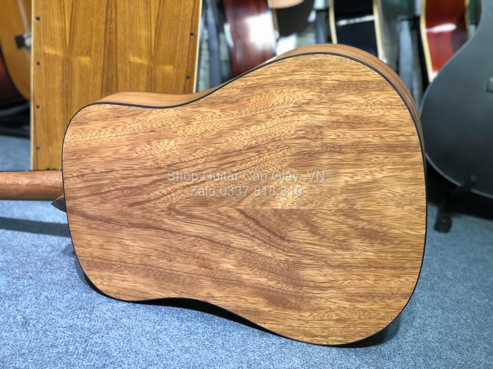 05 04 Thuan Guitar DT 03 wm