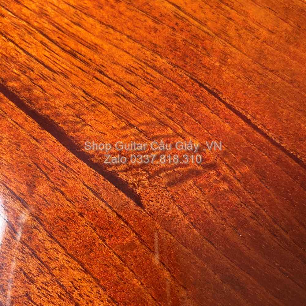 05 14 Dan Guitar Classic Thung Mong Tia Chop Viet C250J VM wm