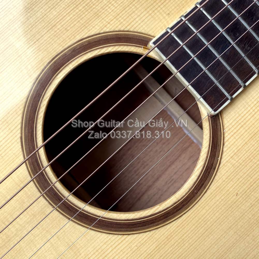 08 03 Dan Guitar Acoustic Tia Chop Viet J200 V wm