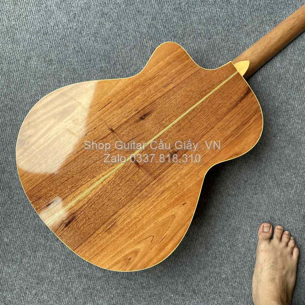 08 09 Dan Guitar Acoustic Tia Chop Viet J200 V wm