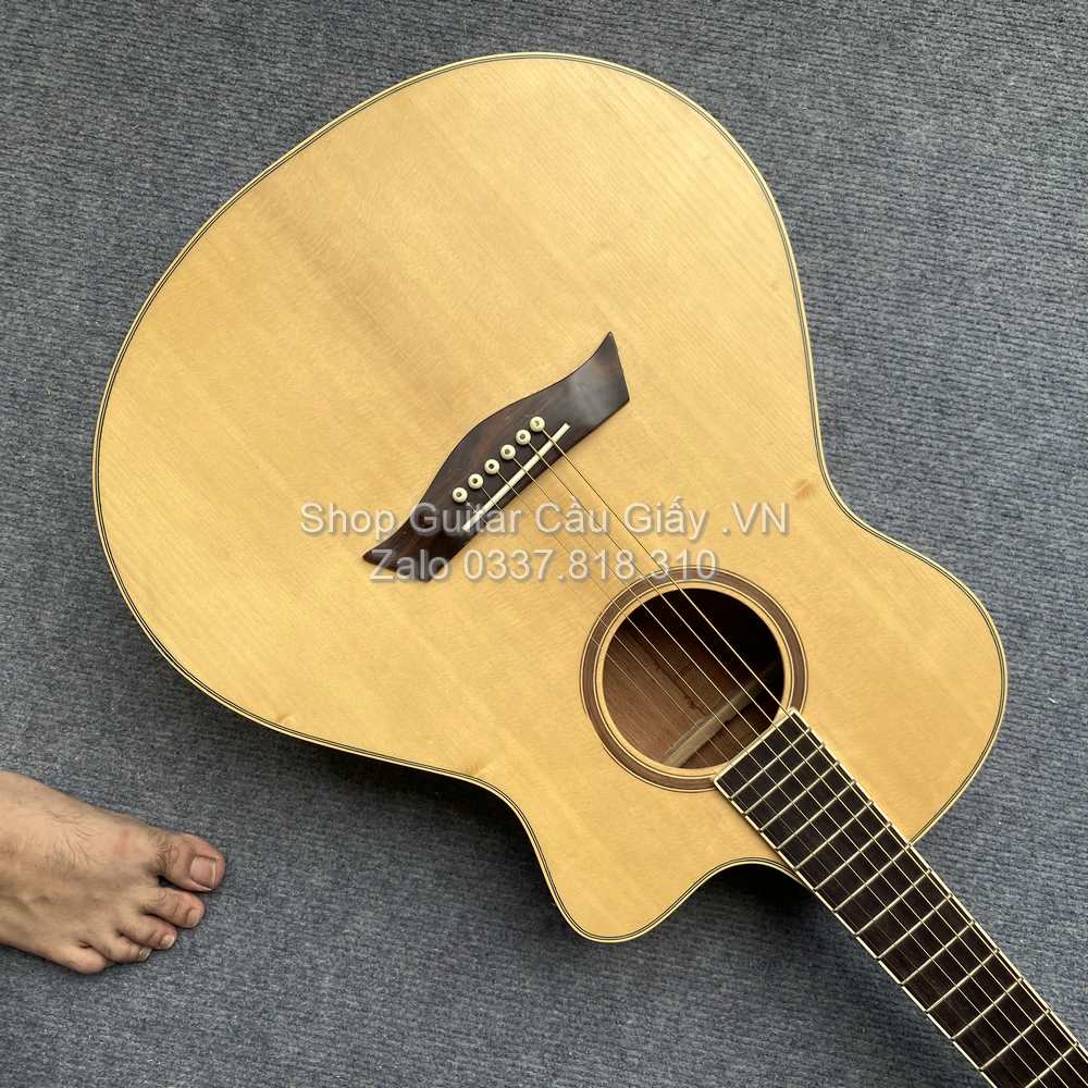 08 12 Dan Guitar Acoustic Tia Chop Viet J200 V wm