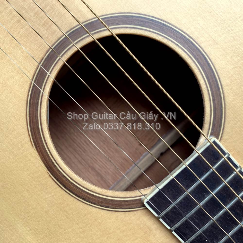 08 13 Dan Guitar Acoustic Tia Chop Viet J200 V wm