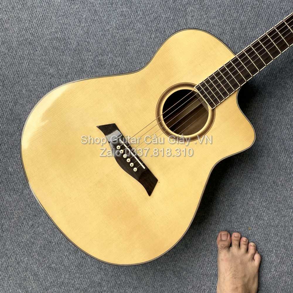 09 01 Dan Guitar Acoustic Tia Chop Viet J260 V wm