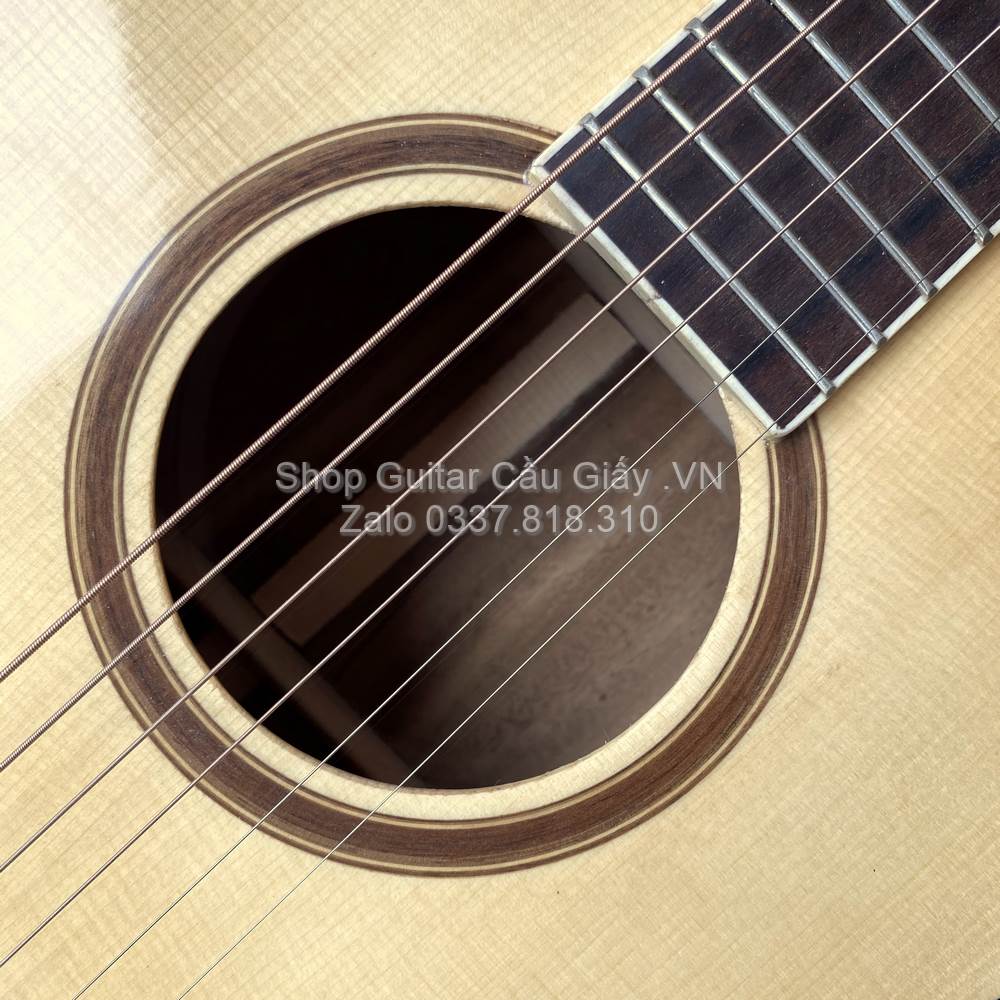 09 03 Dan Guitar Acoustic Tia Chop Viet J260 V wm