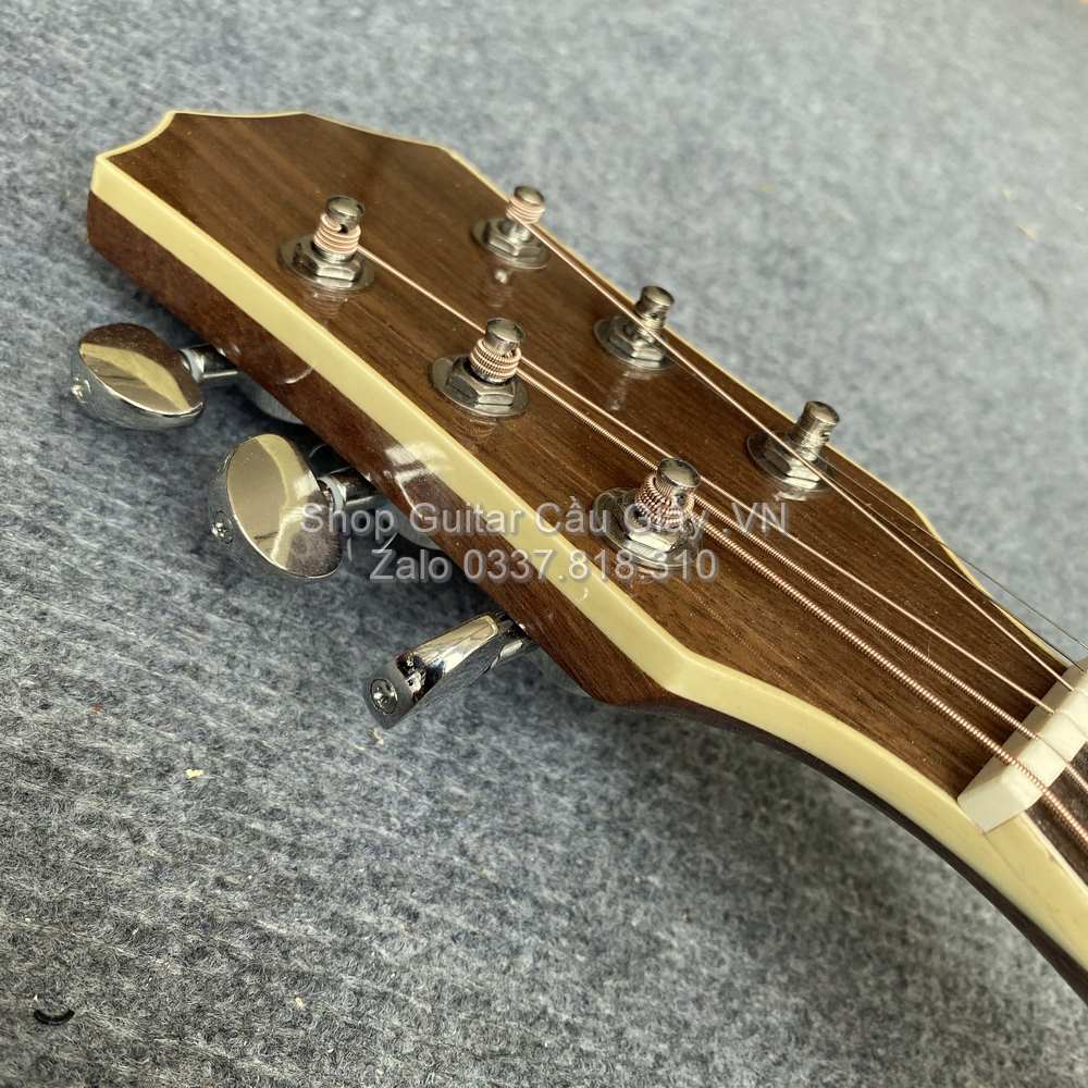 09 06 Dan Guitar Acoustic Tia Chop Viet J260 V wm