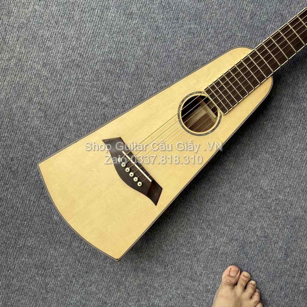 10 01 Dan Guitar Du Lich Tia Chop Viet J250 VM wm