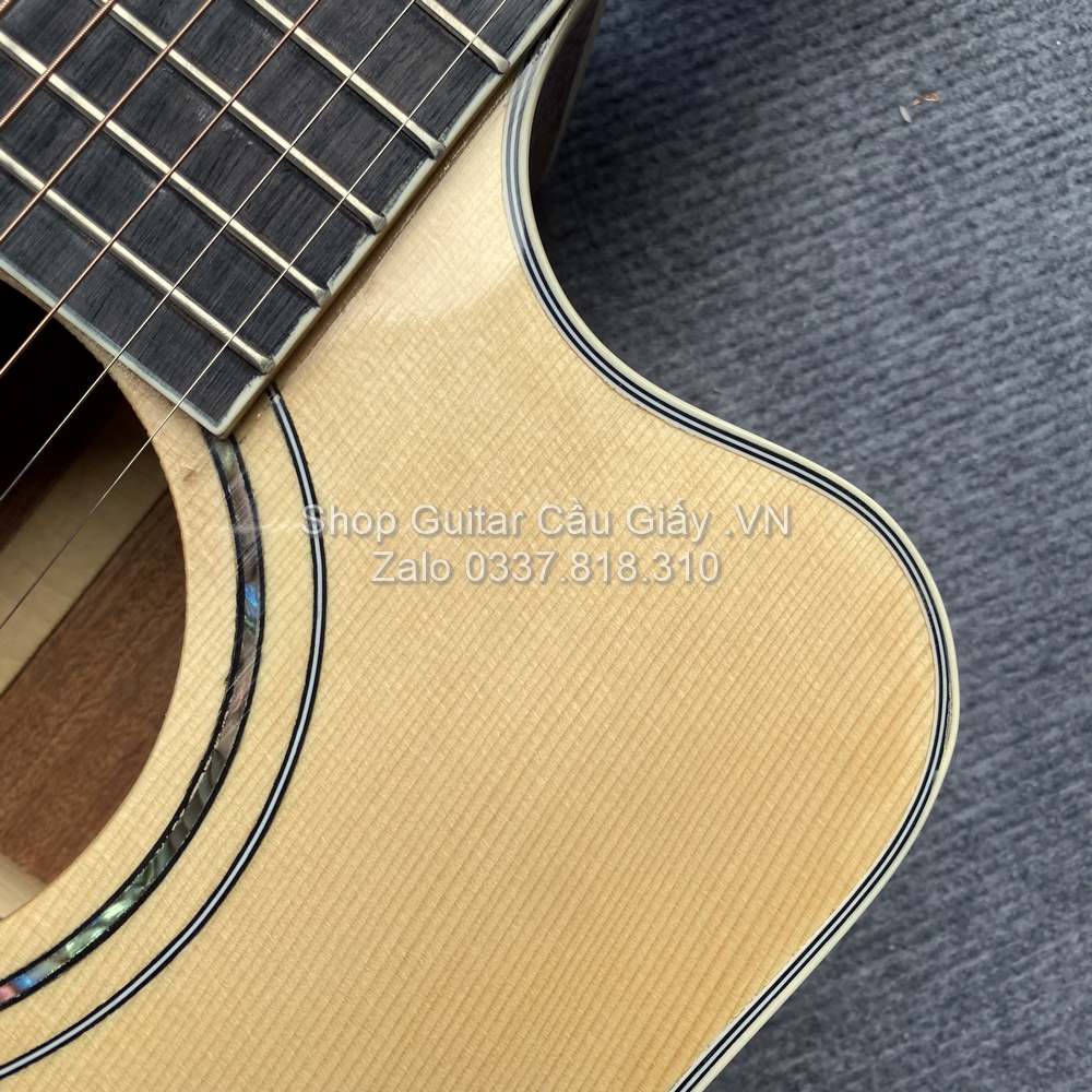 12 04 Dan Guitar Acoustic Tia Chop Viet J260D V wm