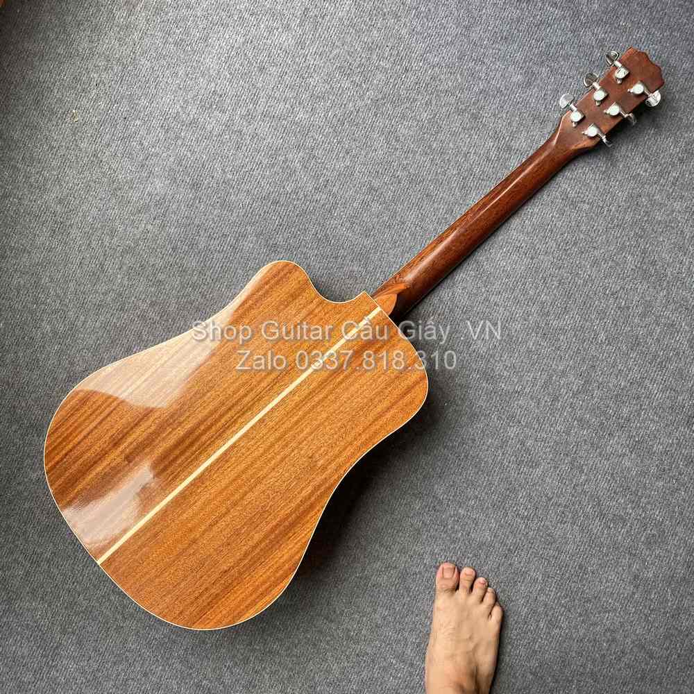 12 08 Dan Guitar Acoustic Tia Chop Viet J260D V wm