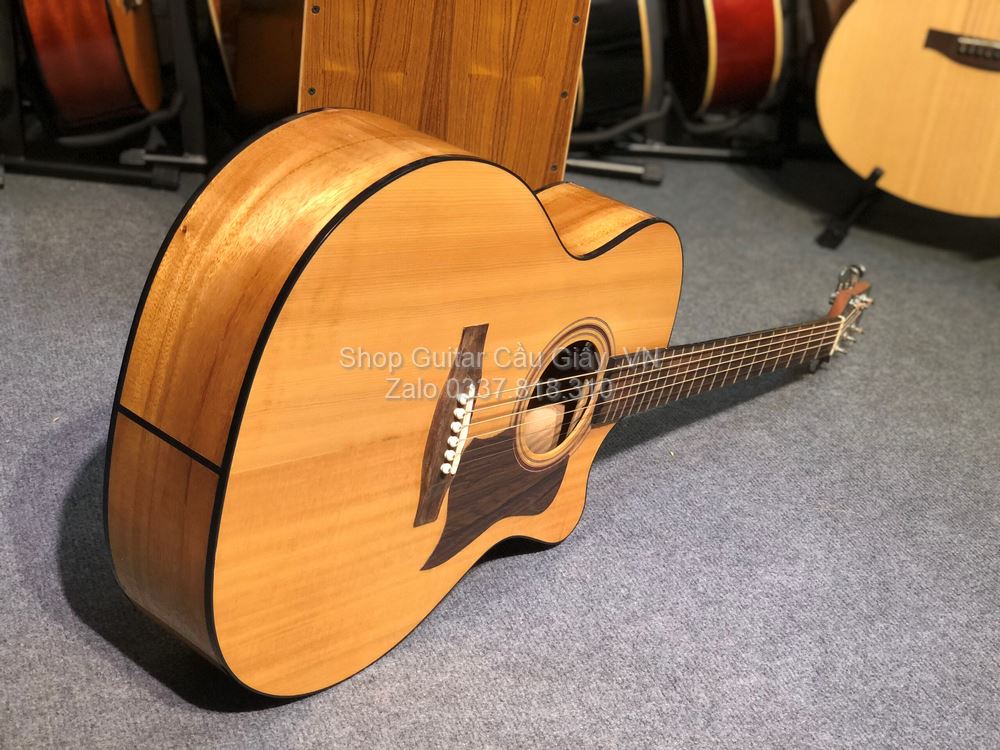 13 03 Thuan Guitar AT 03C Full Solid wm