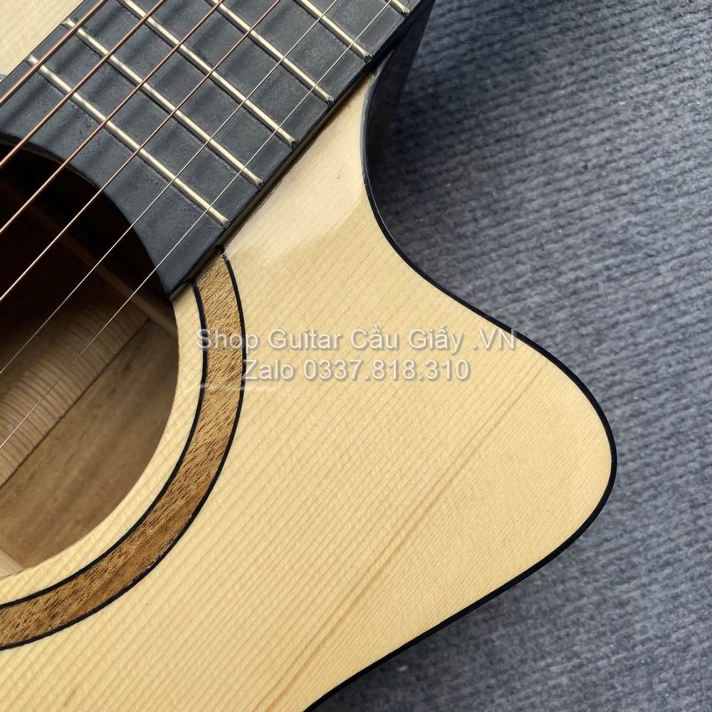 13 04 Dan Guitar Acoustic Tia Chop Viet J250 V wm