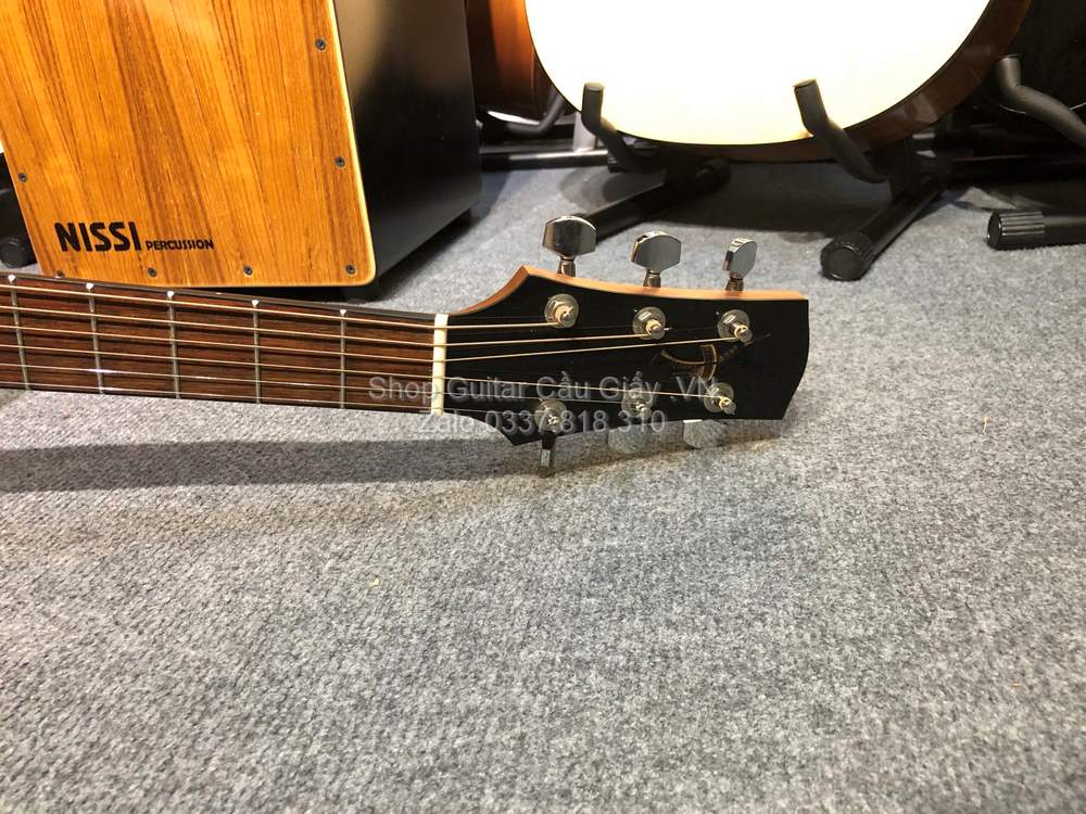 19 07 Thuan Guitar DT 02C Edge 2020 wm