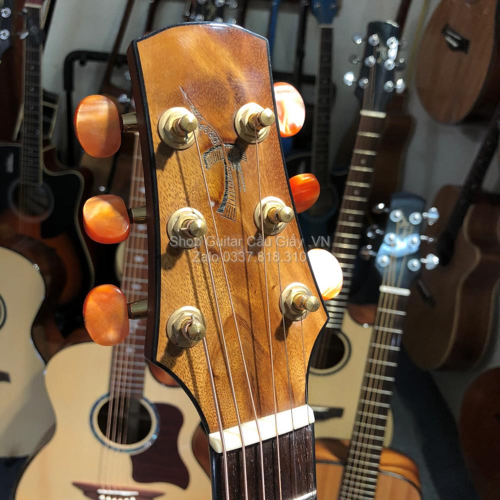 26 08 Thuan Guitar Mini 3 4 PS AT 03 TIN wm