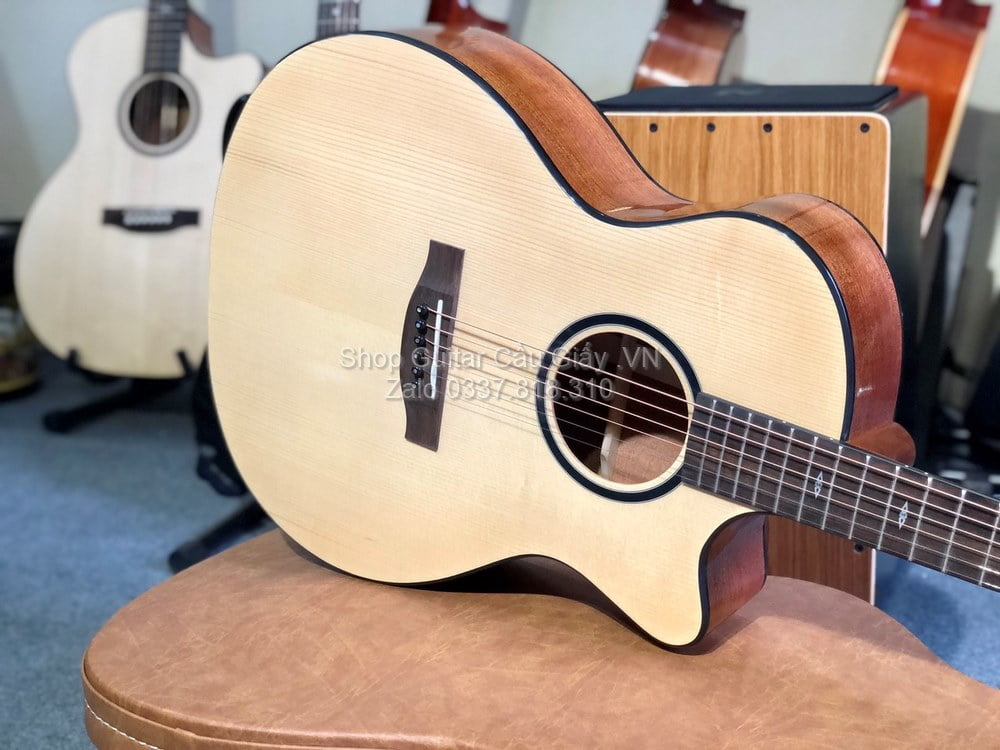 31 03 Thuan Guitar AT 02C Custom 2021 Dang Lakewood wm