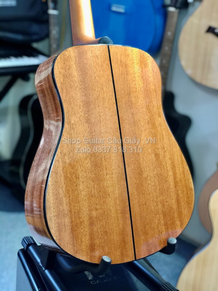 32 05 Thuan Guitar Mini 2 4 DT04 Custom wm