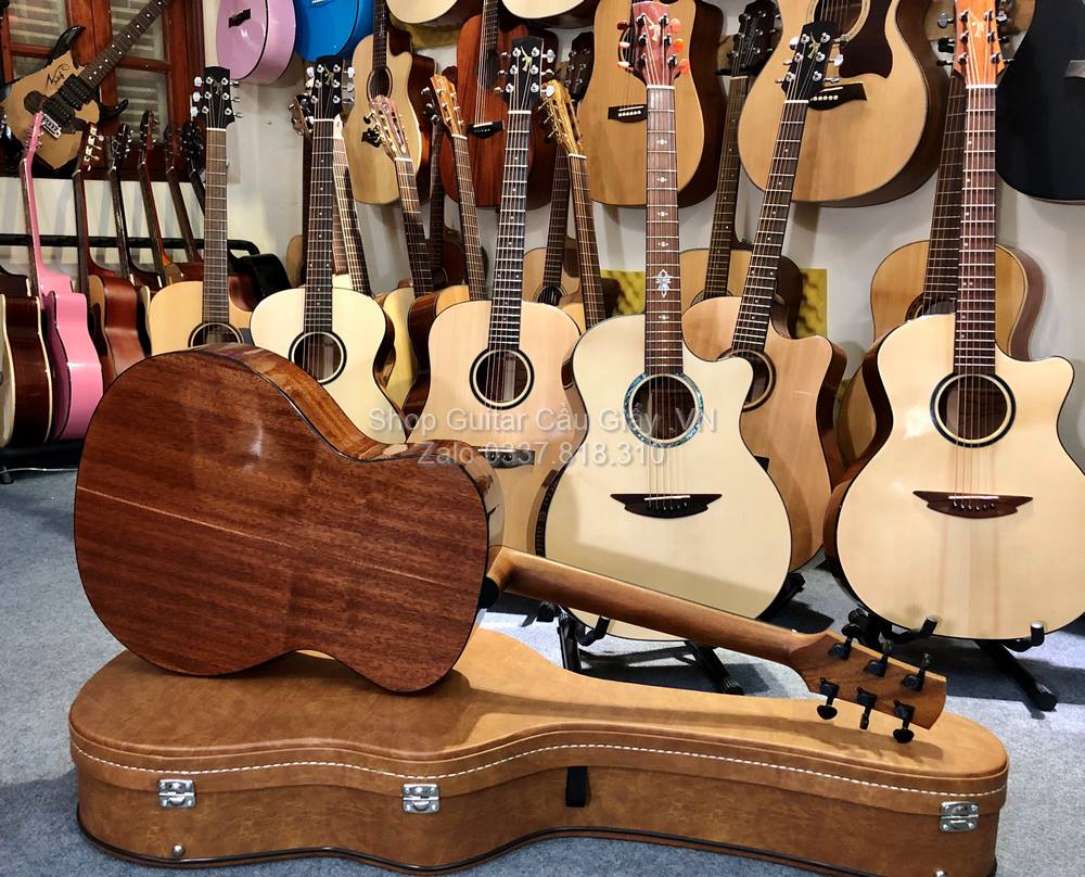 34 03 Thuan Guitar AT02X Custom wm