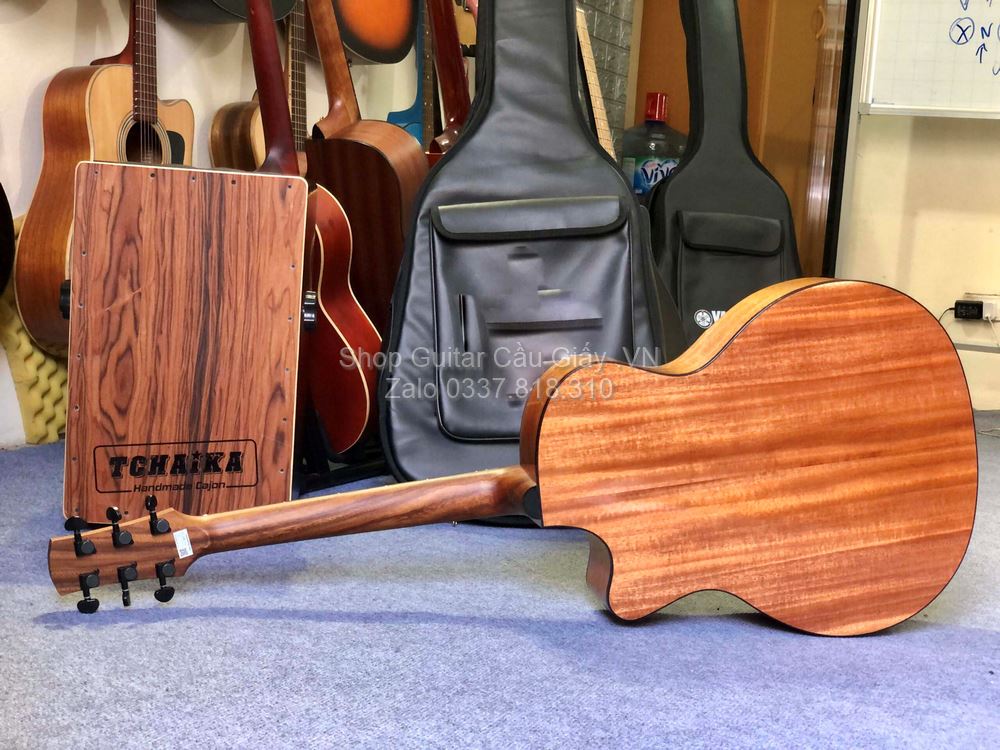 36 07 Thuan Guitar AT 04CX Custom 2021 wm