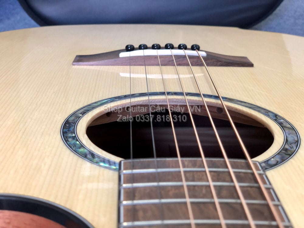 36 11 Thuan Guitar AT 04CX Custom 2021 wm