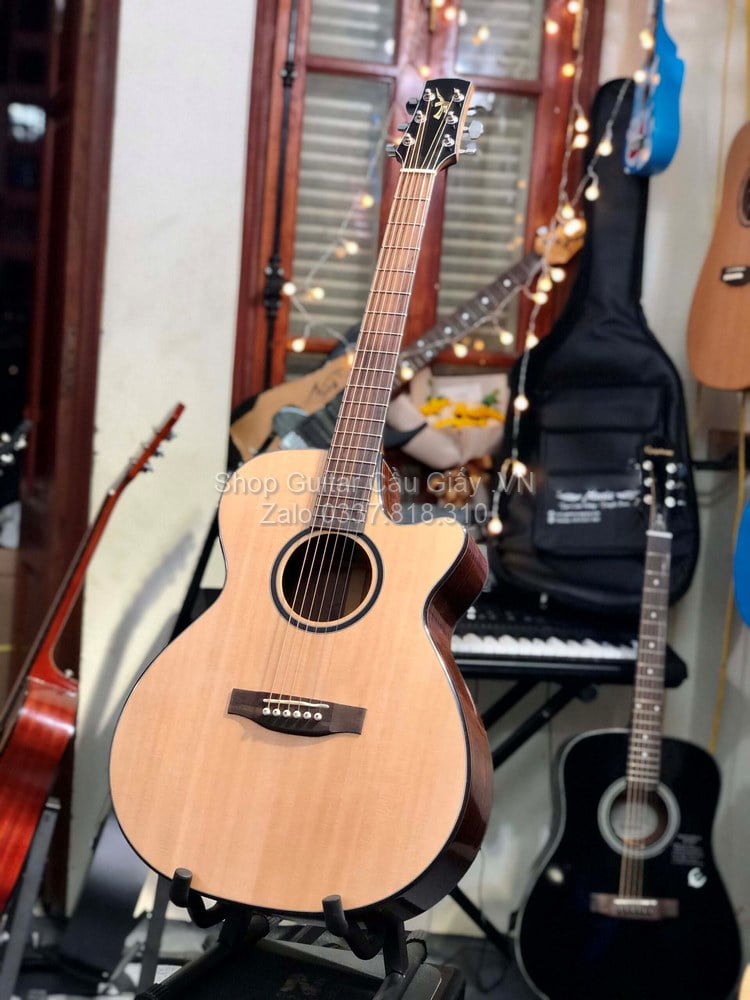 47 03 Thuan Guitar Acoustic AT 07C 2020 wm