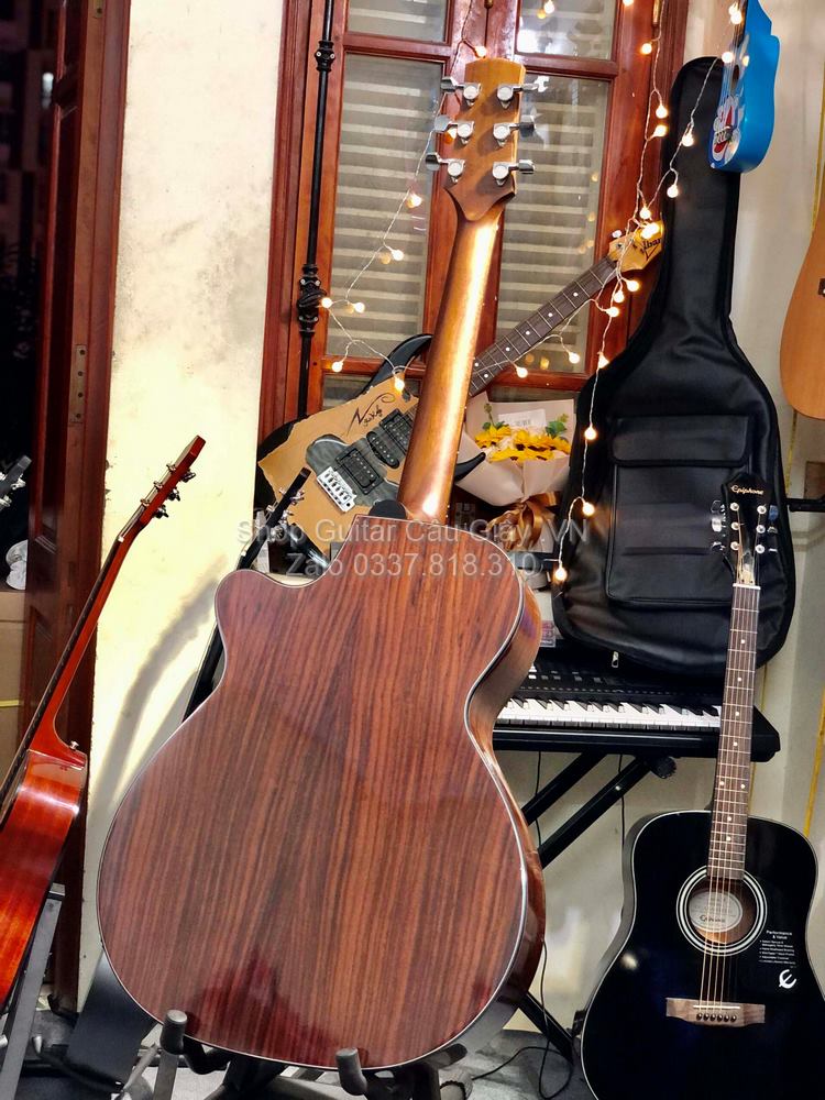 47 06 Thuan Guitar Acoustic AT 07C 2020 wm