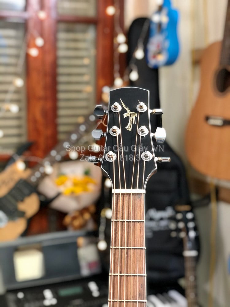 47 11 Thuan Guitar Acoustic AT 07C 2020 wm