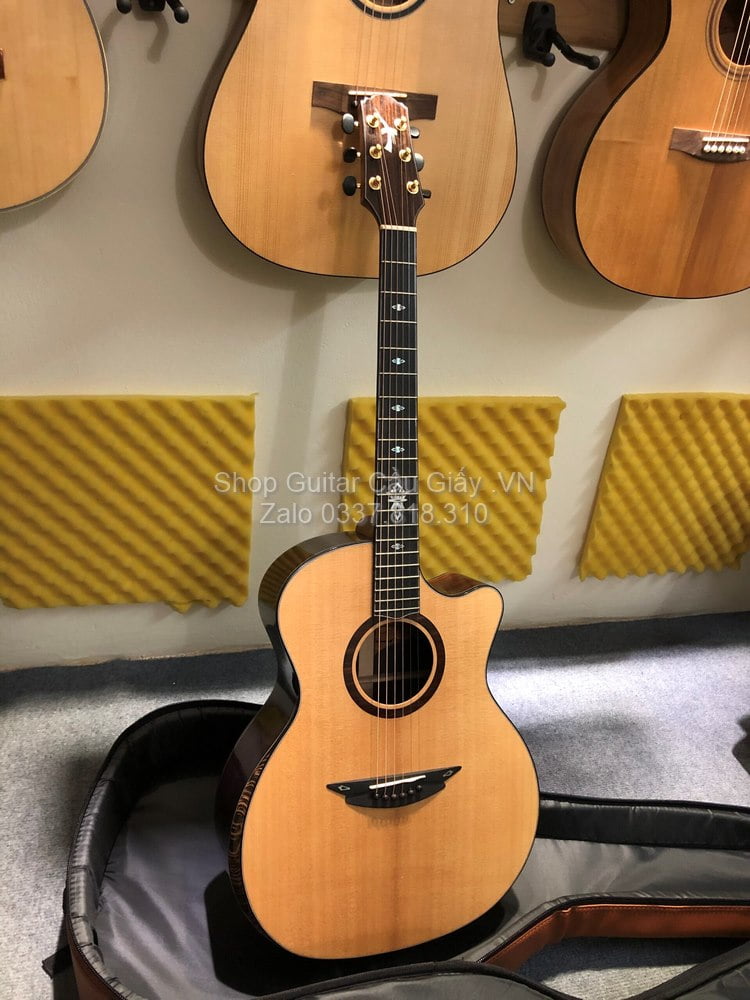49 06 Thuan Guitar AT 07CX Custom 2020 wm