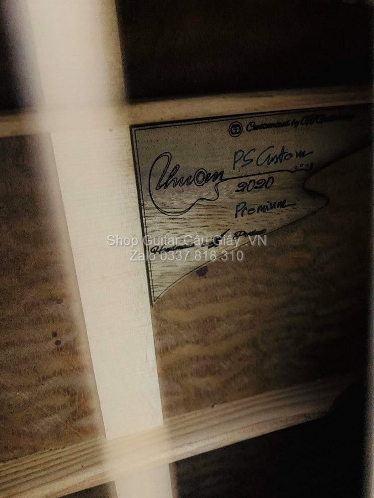 53 11 Thuan Guitar Custom PS Premium wm