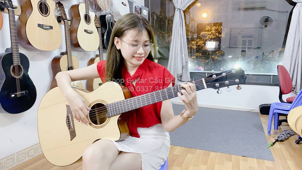 model 13 01 Dan Guitar Acoustic Tia Chop Viet J250 V wm