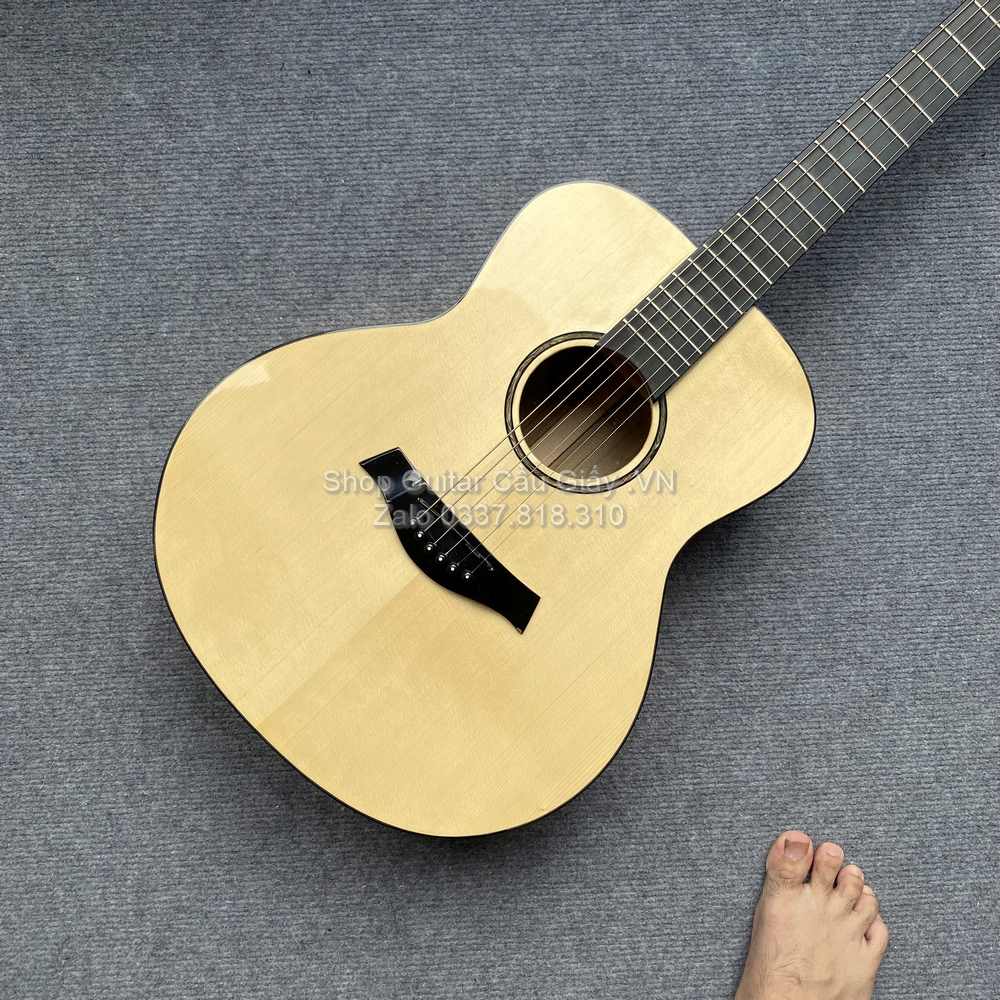 09 02 Guitar Taylor GS Mini Koa Made in VN wm