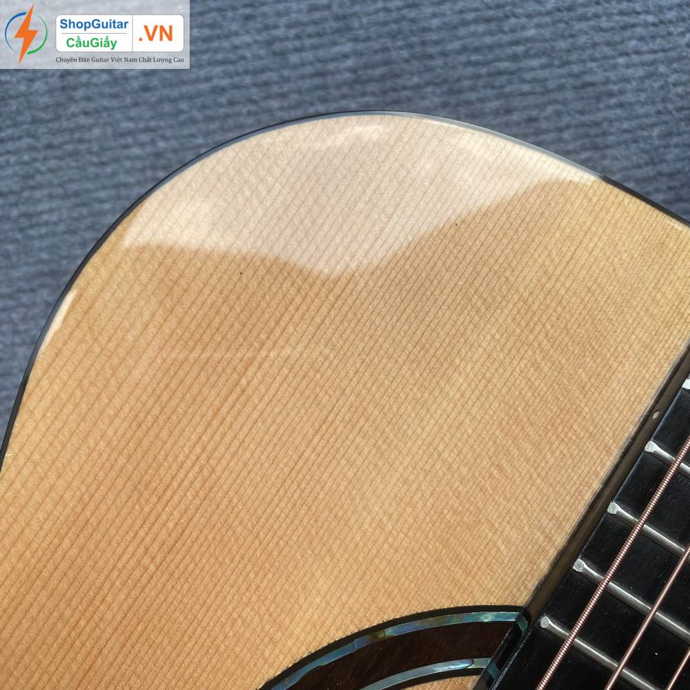 08 06 Dan Guitar Lakewood vn custom chu ki Ngau Guitar rep1 1 Goku Guitar F4Lx limited